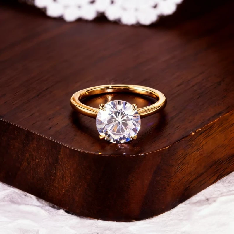 Classic 4-Prong Round Cut Moissanite Engagement Ring Solitaire Promise Band