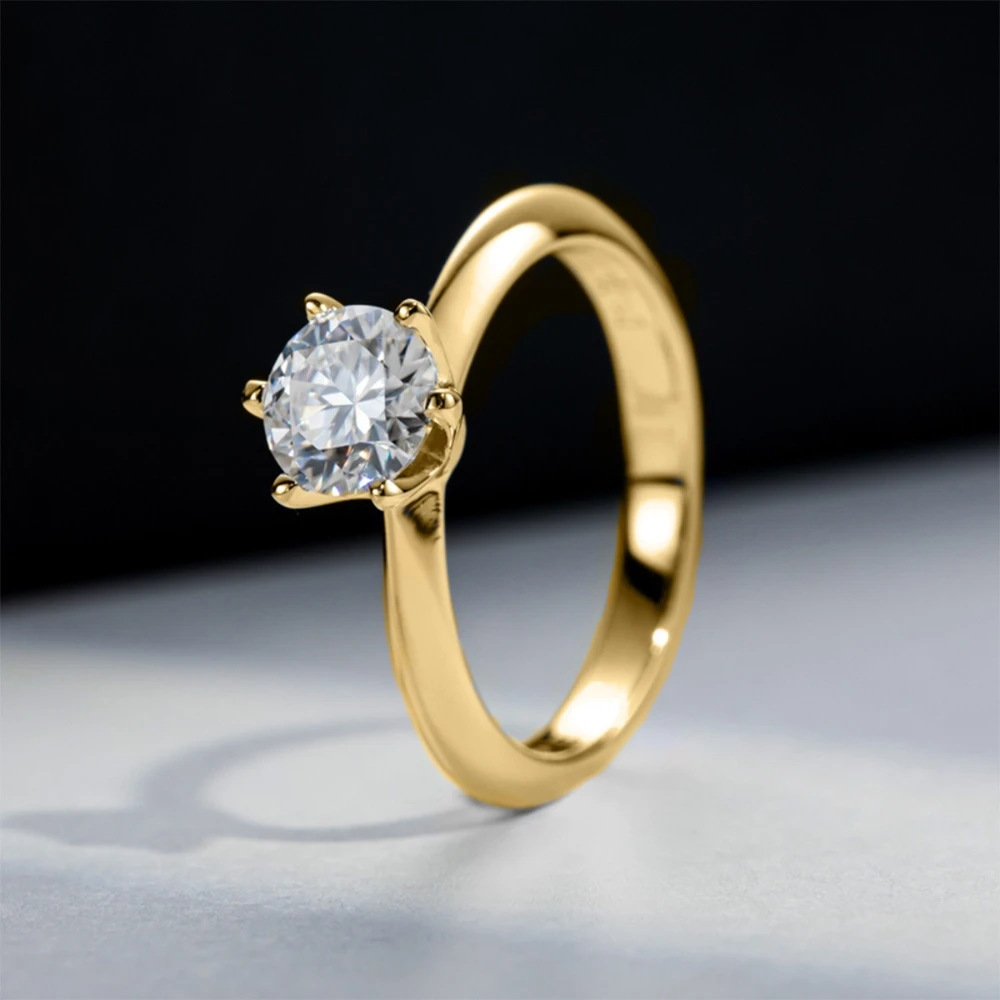 Dazzling Golden 6-Prong Round Moissanite Solitaire Engagement Ring for Her