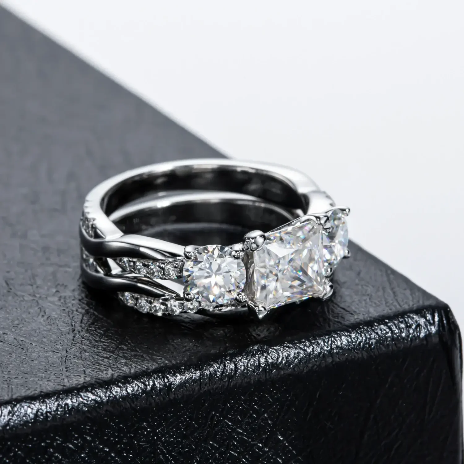 Elegant Princess Shape Moissanite Three Stone Engagement Ring Set Twist Band