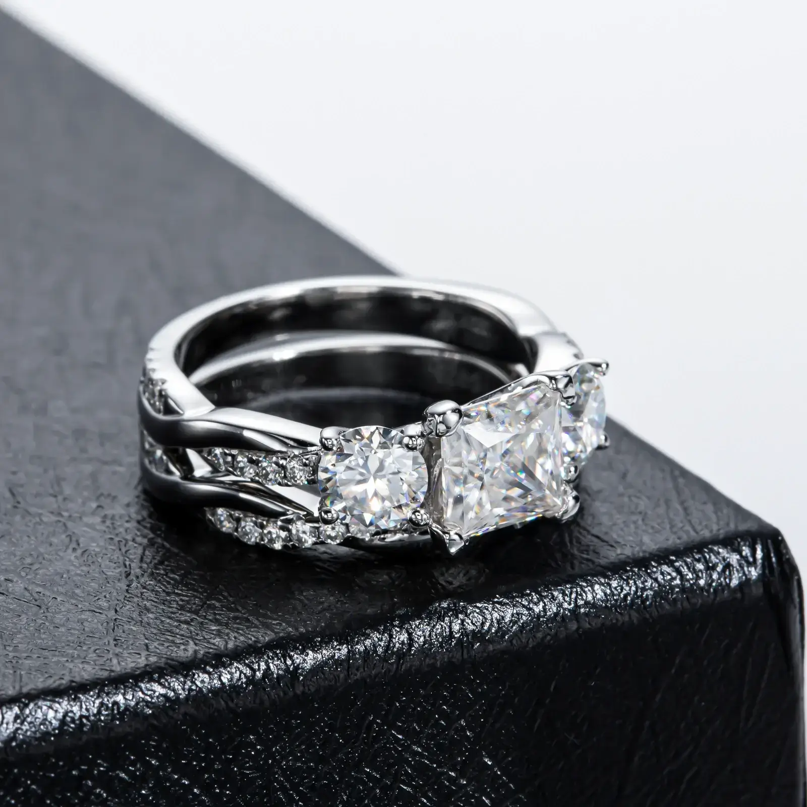 Elegant Princess Shape Moissanite Three Stone Engagement Ring Set Twist Band