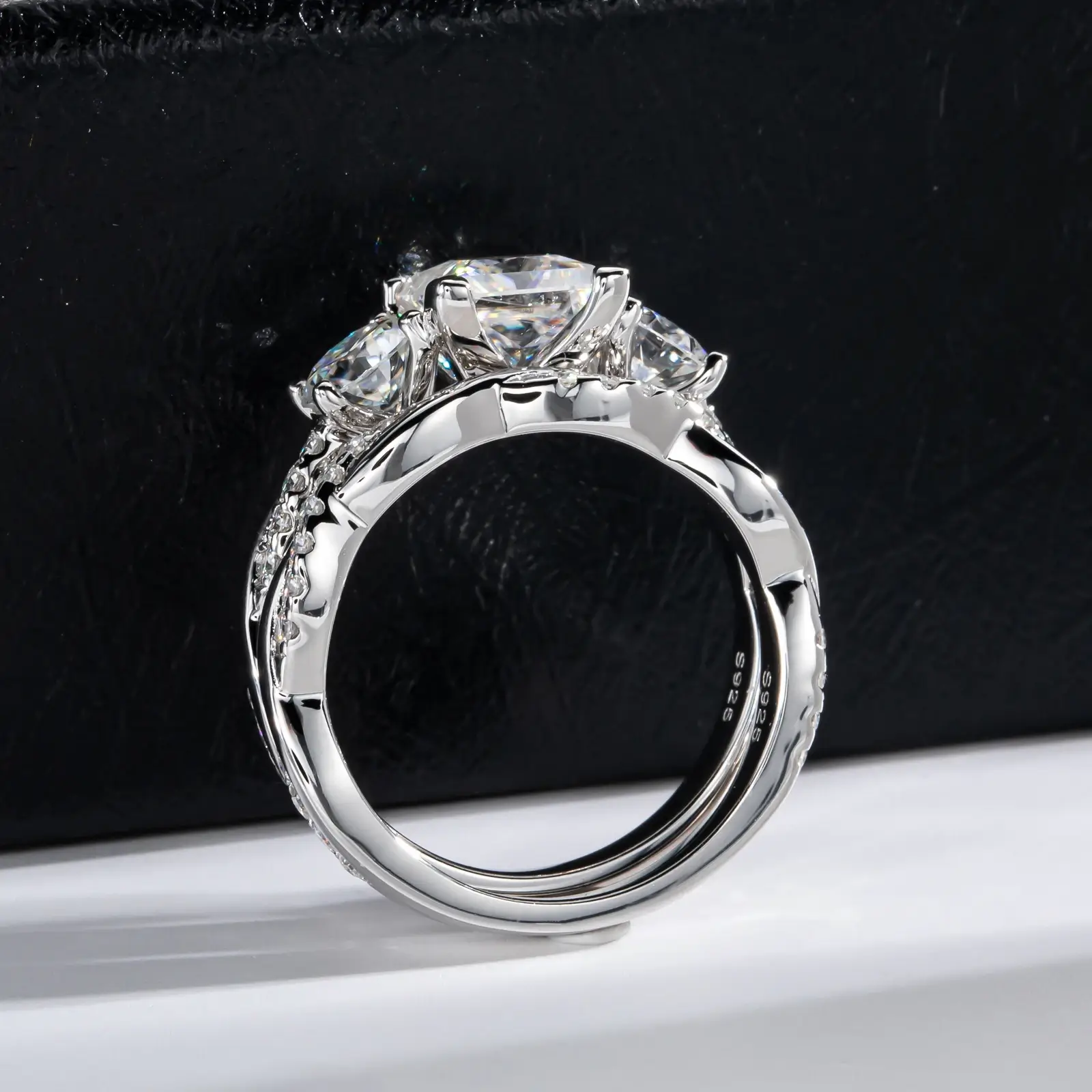 Elegant Princess Shape Moissanite Three Stone Engagement Ring Set Twist Band - Image 7
