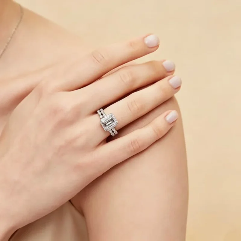 Stackable 2CT Emerald Cut Moissanite Wedding Ring Set French Romantic Style